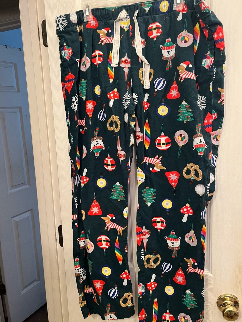 Women's XL Old Navy Dark Green Holiday Ornament Print Pajama Pants